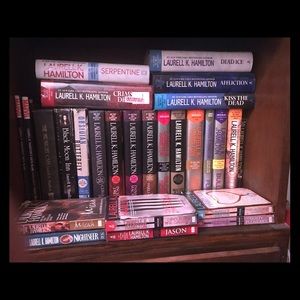 ENTIRE Laurell K. Hamilton collection!!!